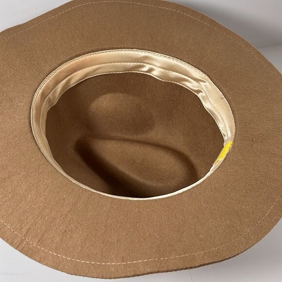 Beautiful Yellow 108 salvaged 💯 wool fedora hat camel colored. Small - Picture 12 of 16